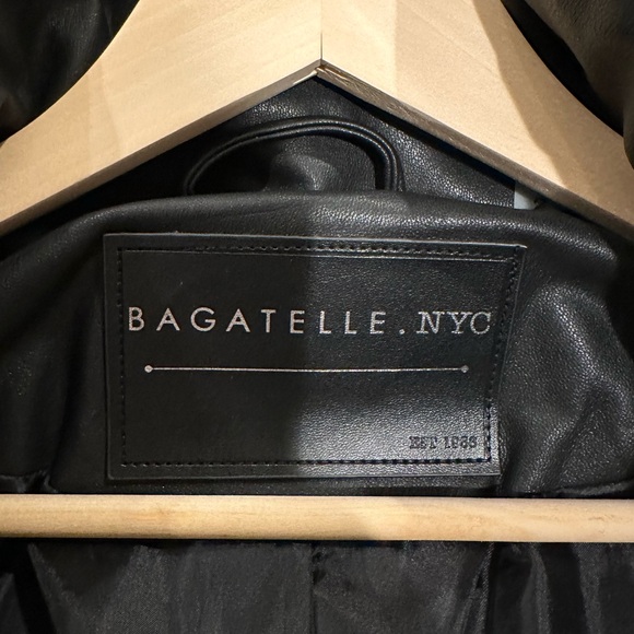 BAGATELLE.NYC Oversize Faux Leather Puffer Jacket, black, size Small - Picture 6 of 13